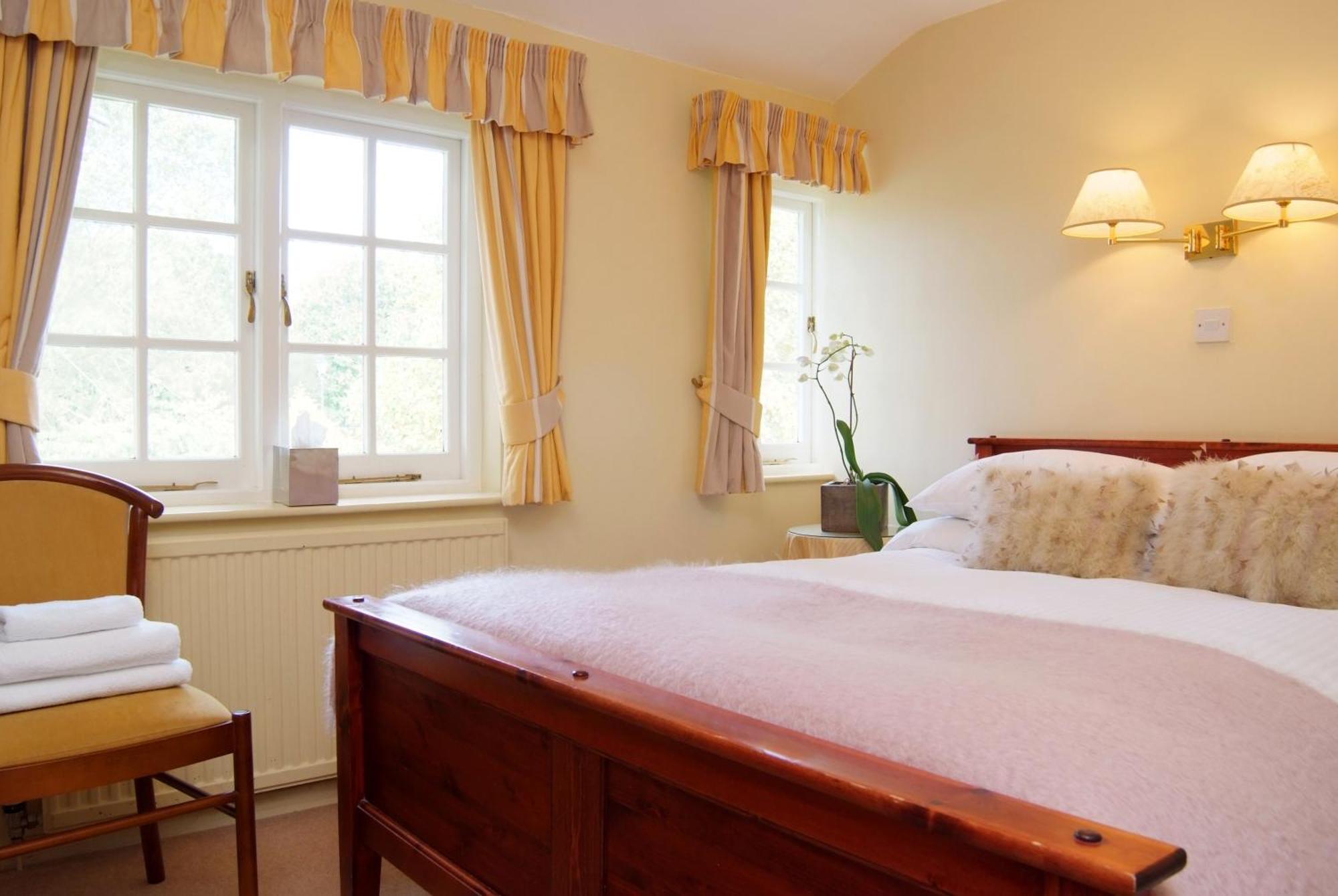 Tumbling Weir Hotel Ottery St Mary Kültér fotó