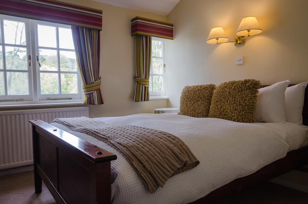 Tumbling Weir Hotel Ottery St Mary Kültér fotó
